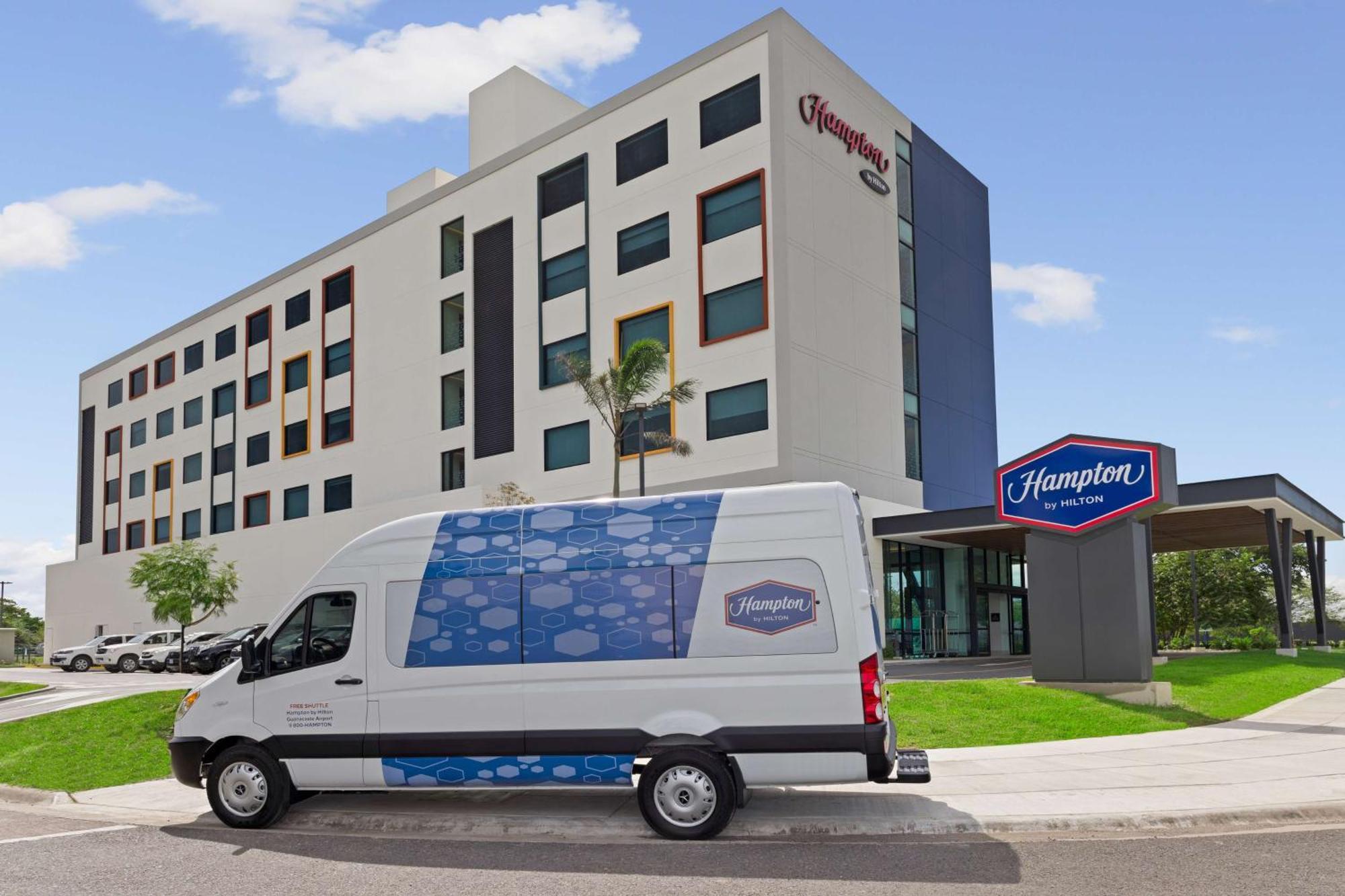 ホテル Hampton By Hilton Guanacaste Airport リベリア エクステリア 写真