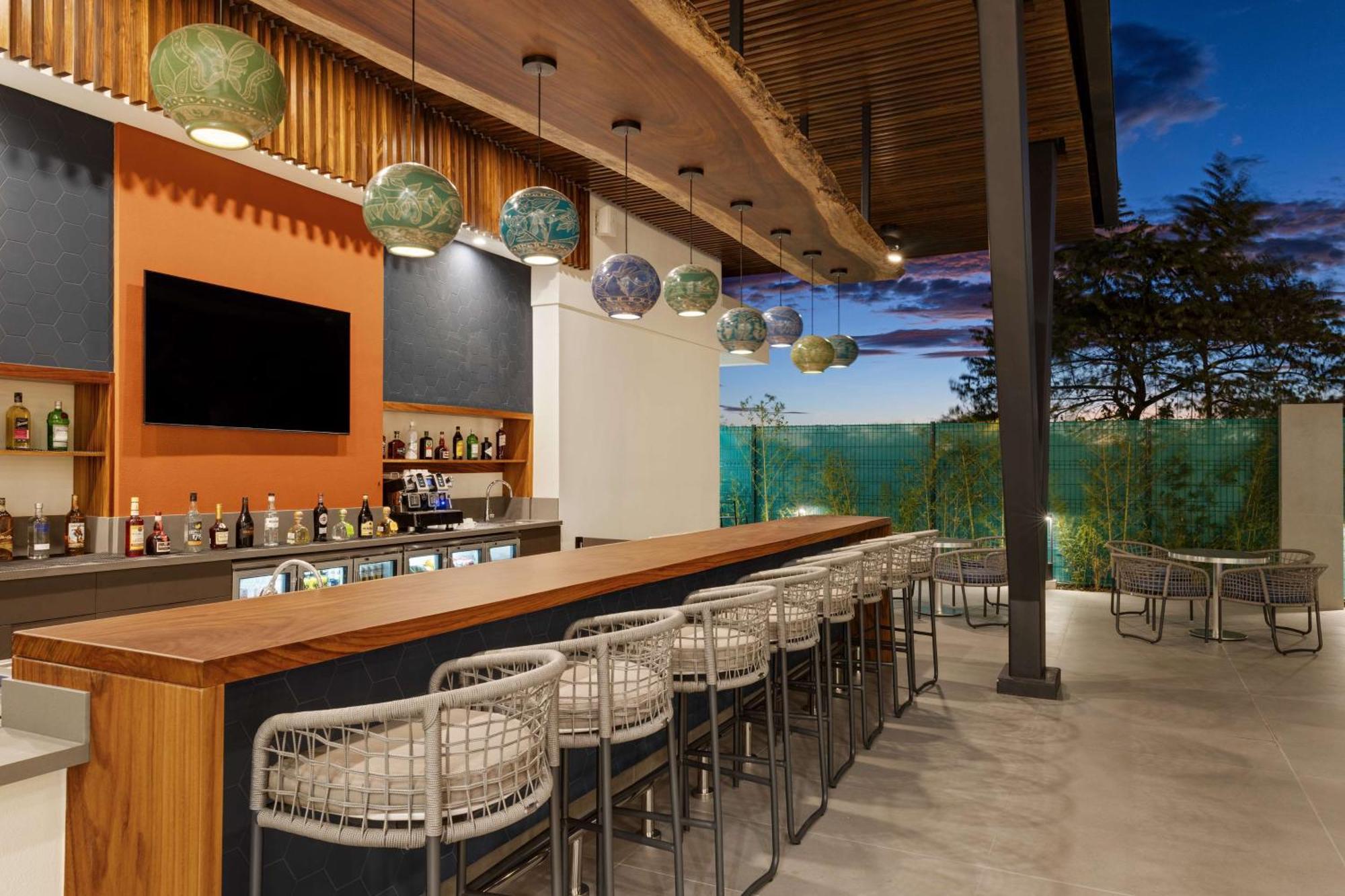 ホテル Hampton By Hilton Guanacaste Airport リベリア エクステリア 写真